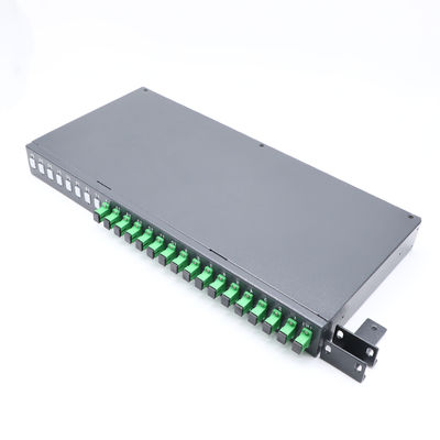 SMF-28e, czarny, do montażu w szafie typu rack, 0,5 m, rozdzielacz 1x16